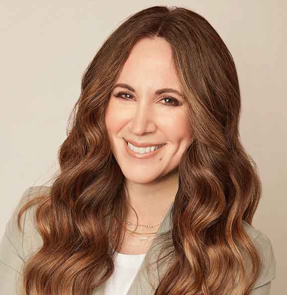 Jennifer Kroog Rosenberg in business attire