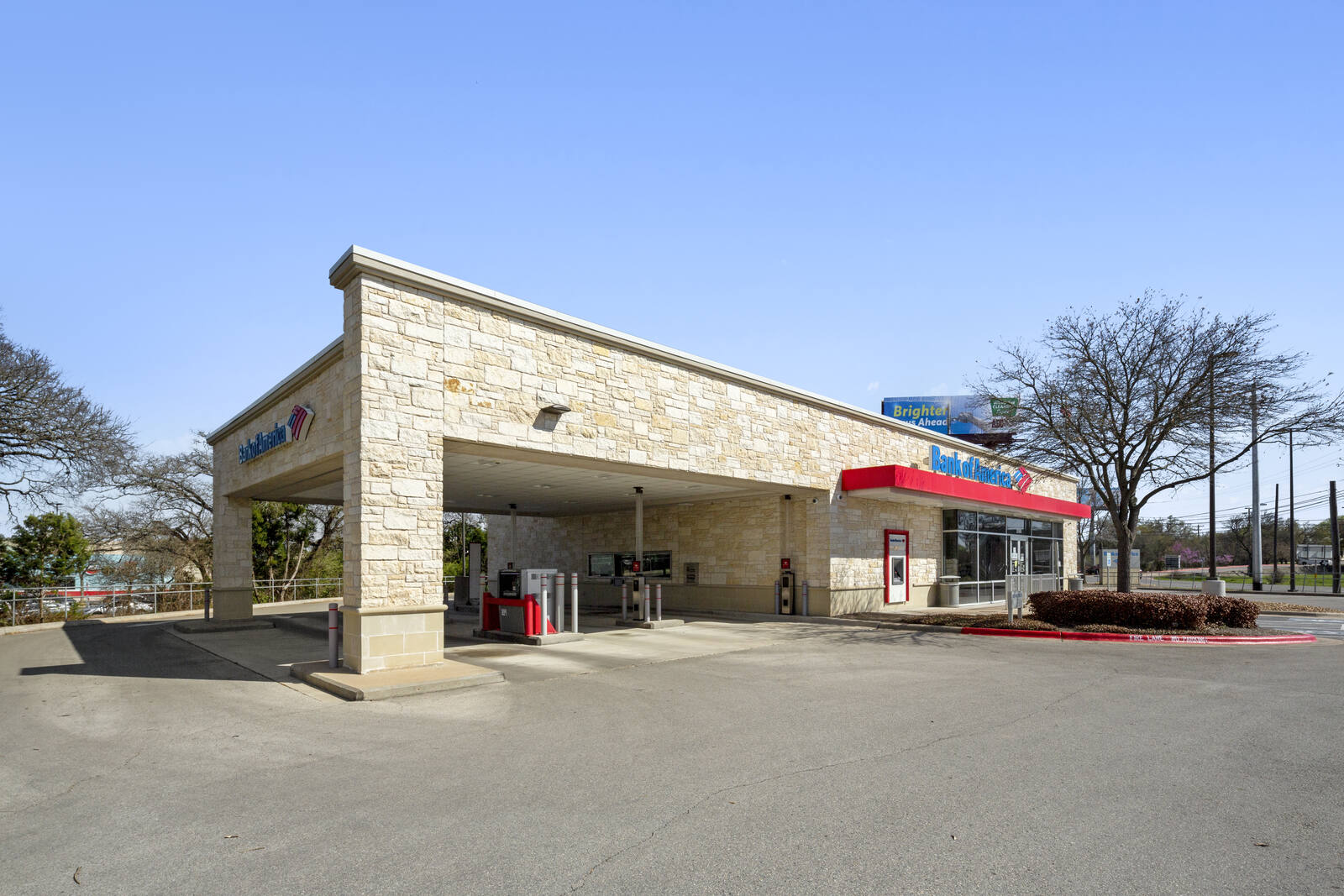 four points shopping centre