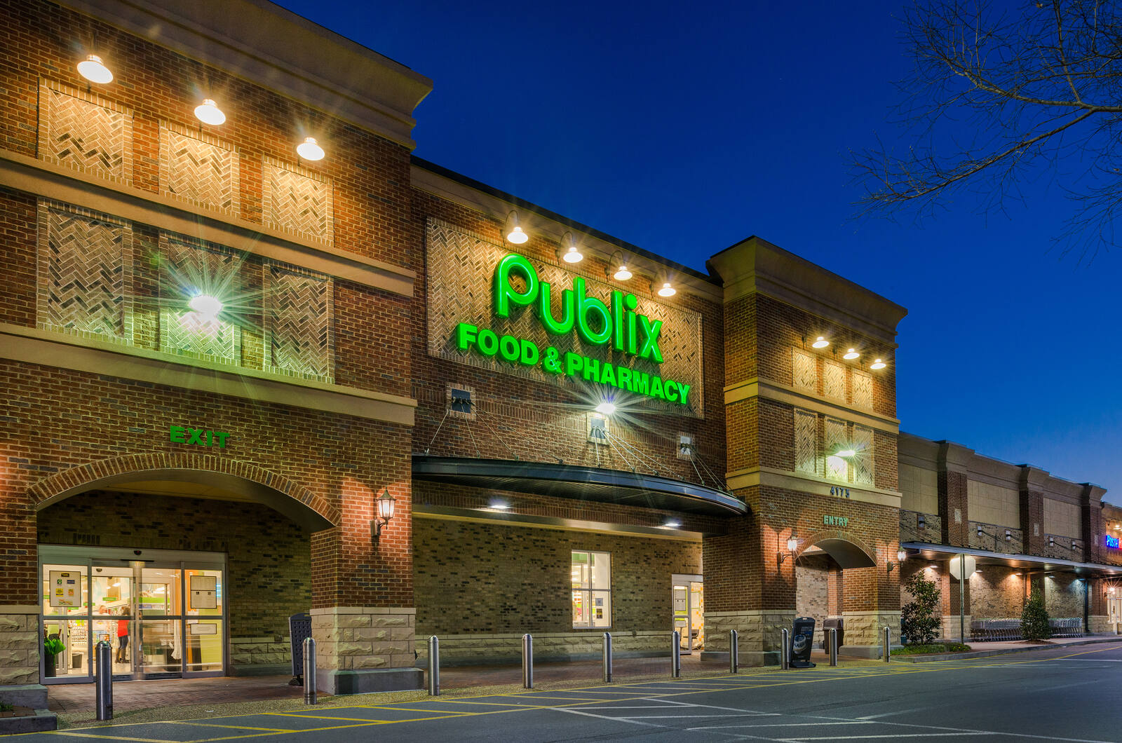 the market at victory village