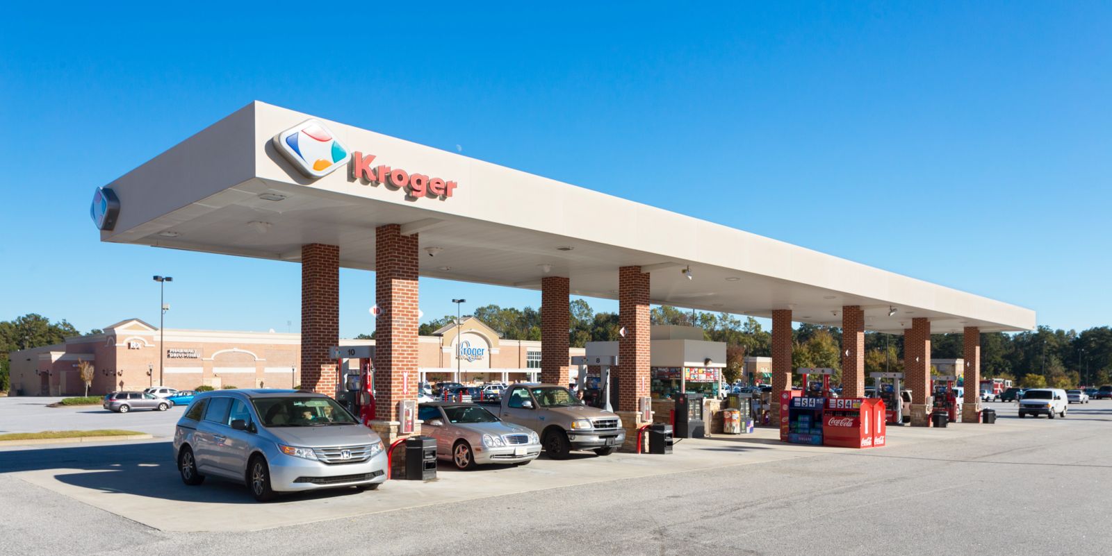 royal lakes marketplace