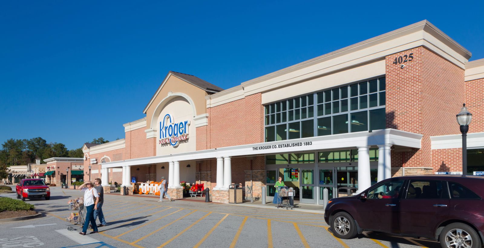 royal lakes marketplace