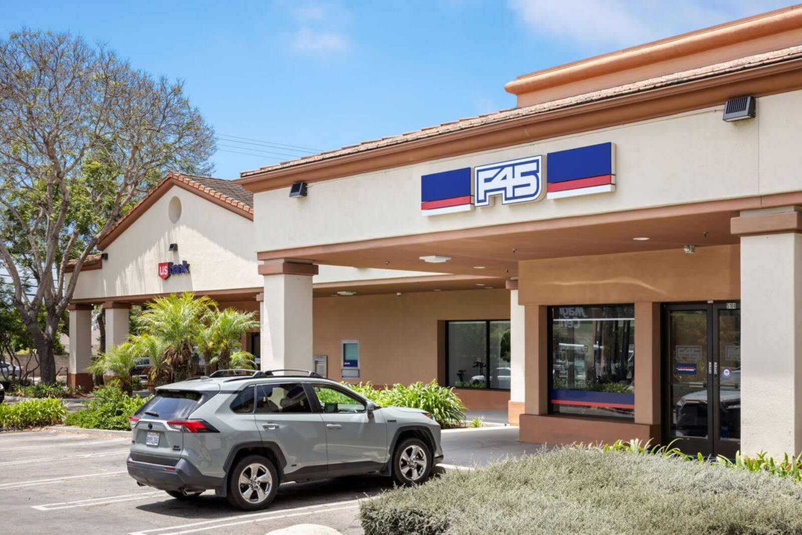 magnolia shopping center