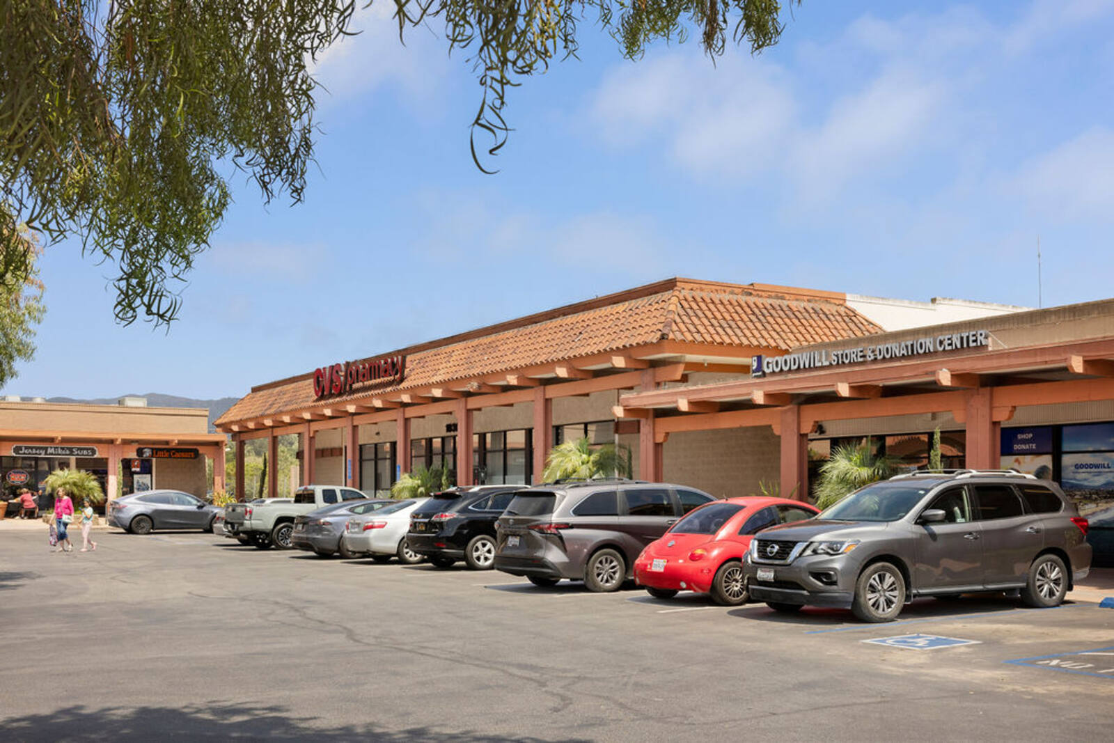 casitas plaza shopping center