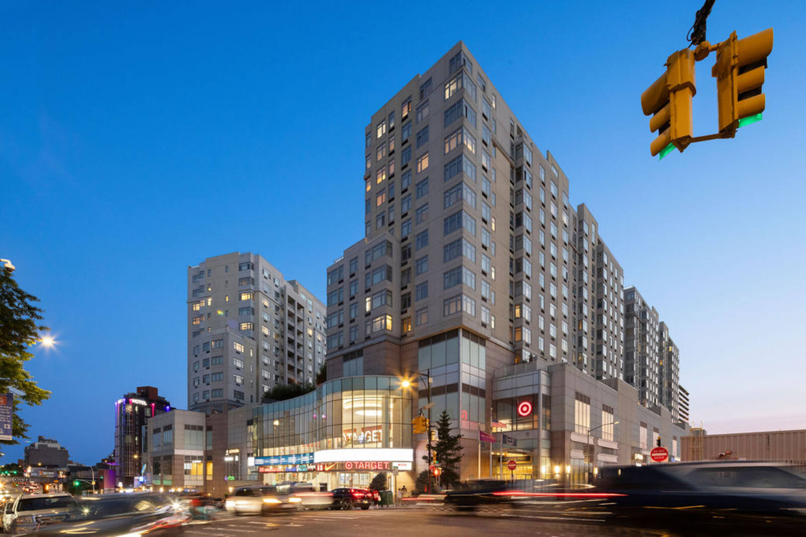 the shops at skyview