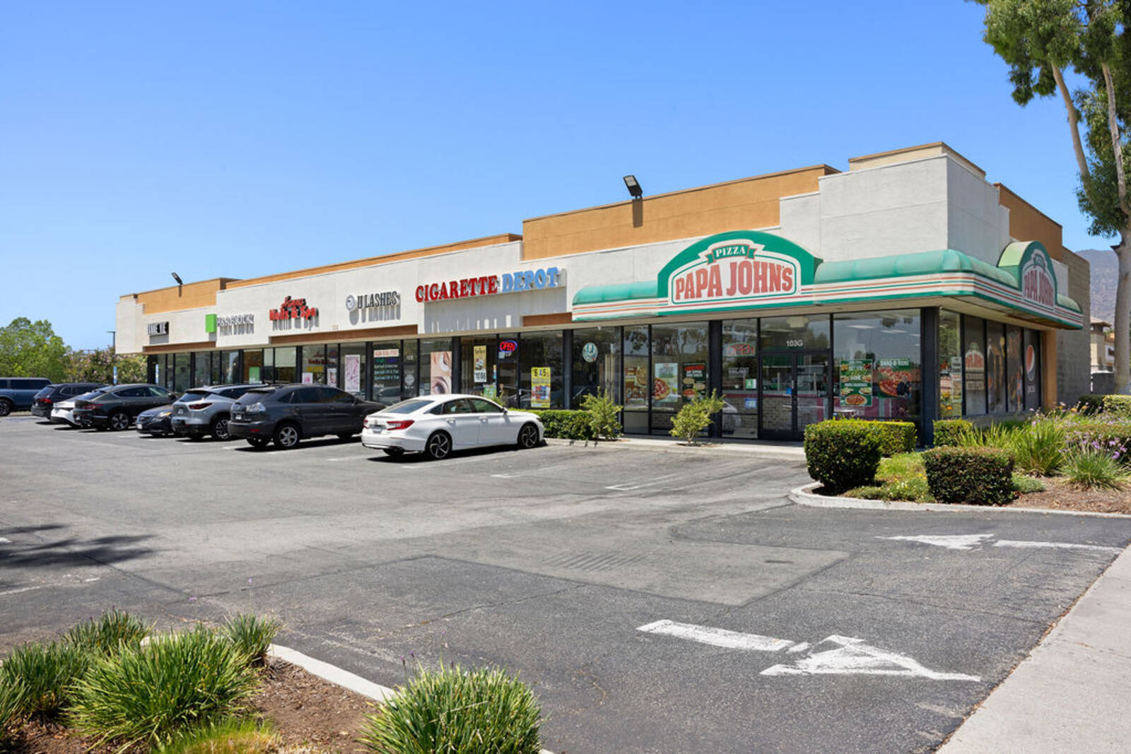 glendora shopping center