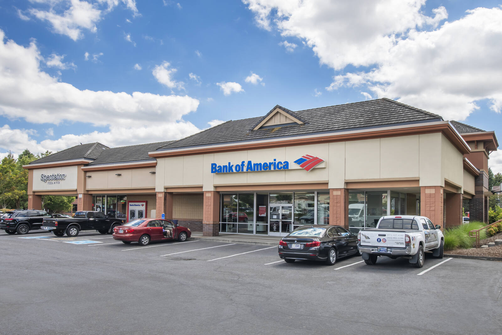 cascade summit town square