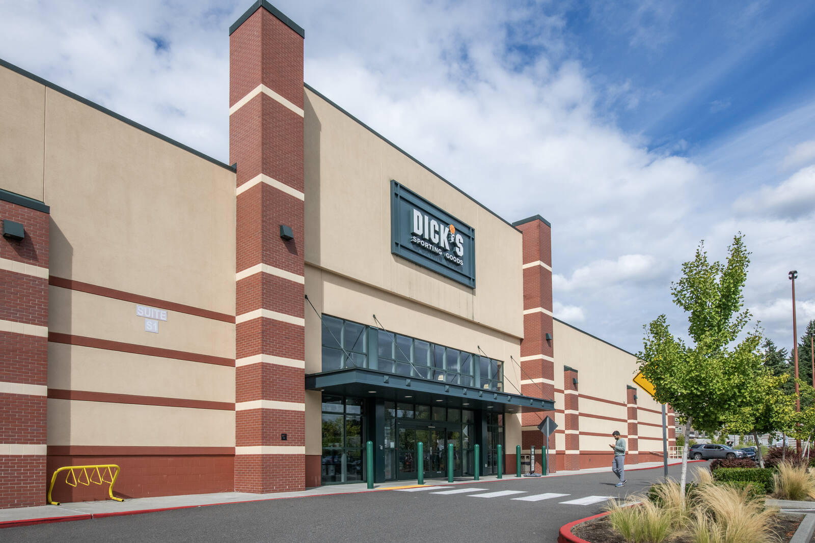 crossroads shopping center