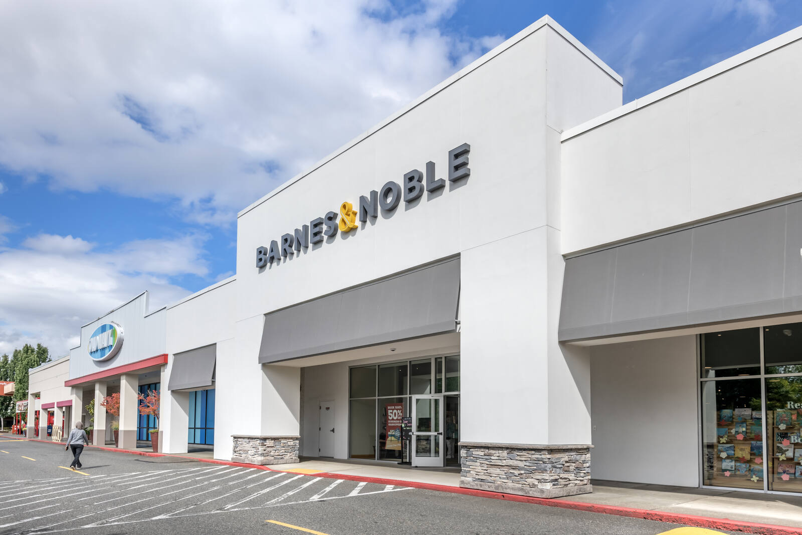 crossroads shopping center