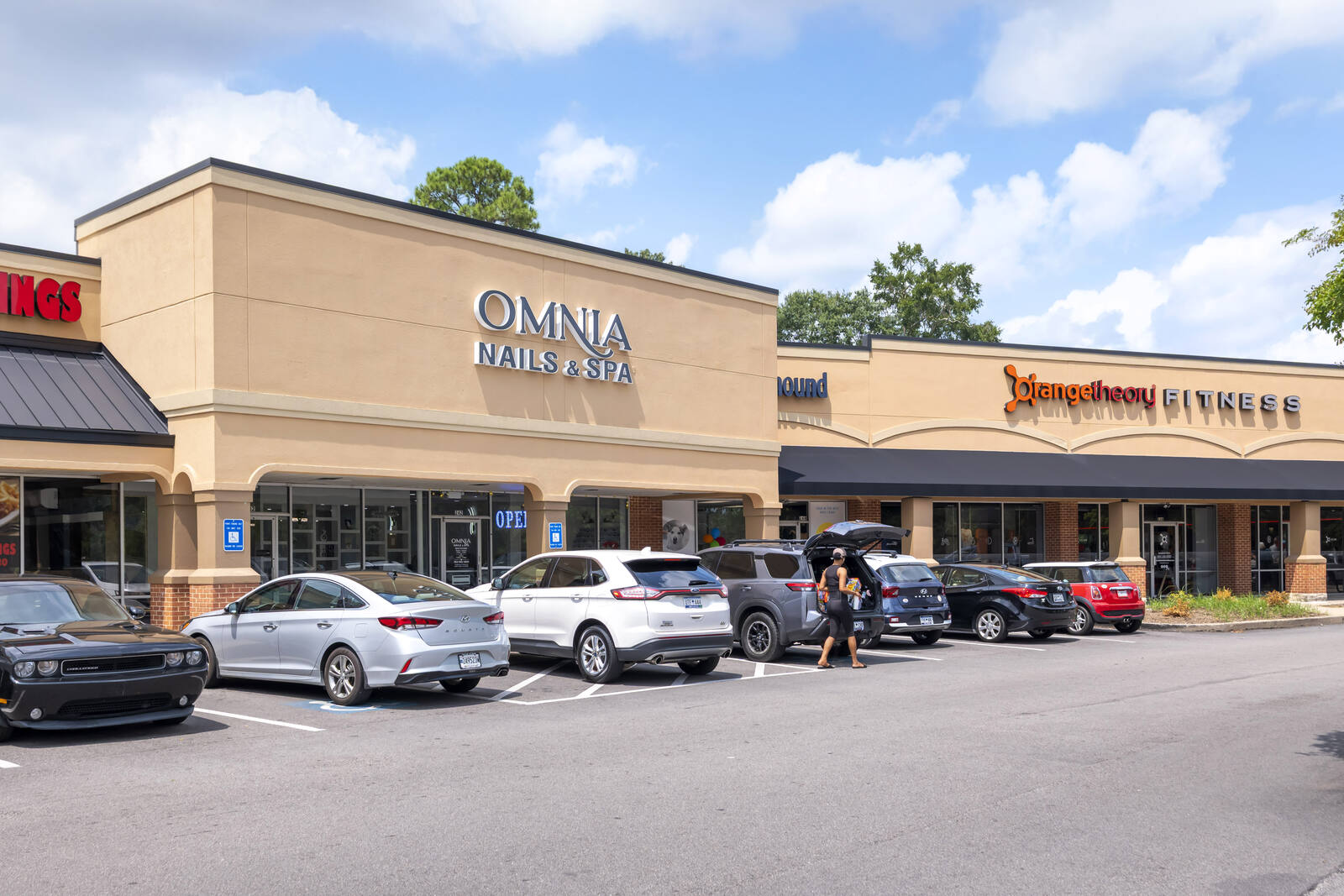 east gate shopping center