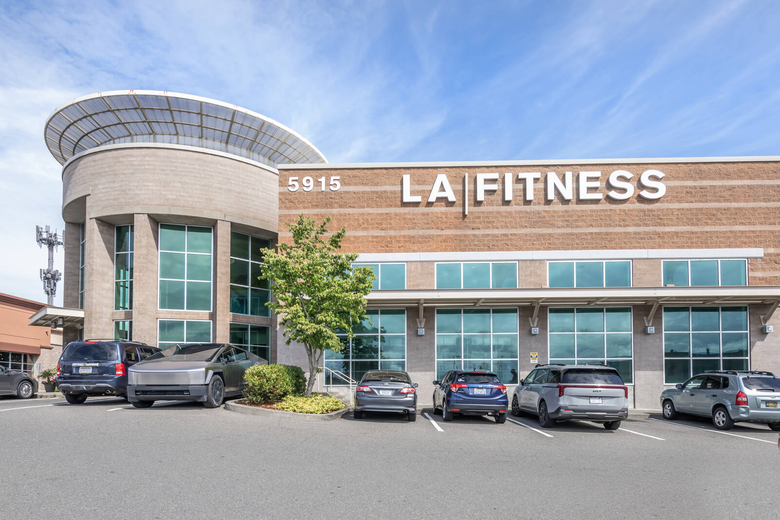 highland hill shopping center