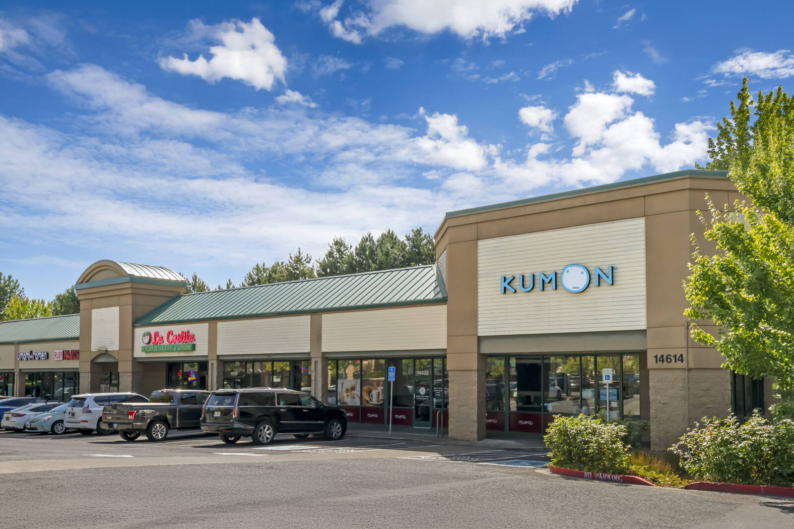 sunnyside village square