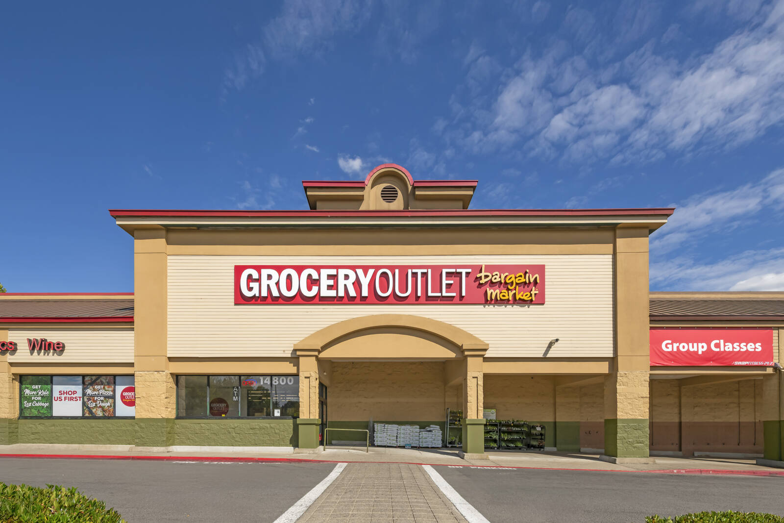 sunnyside village square