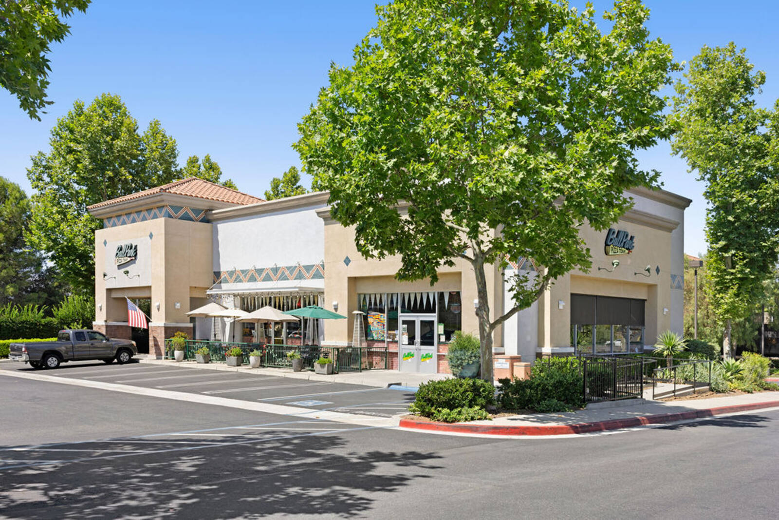 marketplace at mission foothills